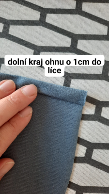 Dolní spodní okraj ohnu o 1cm do <i>líce</i>