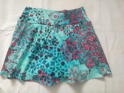 Legíny, kraťasy se sukní Lucie