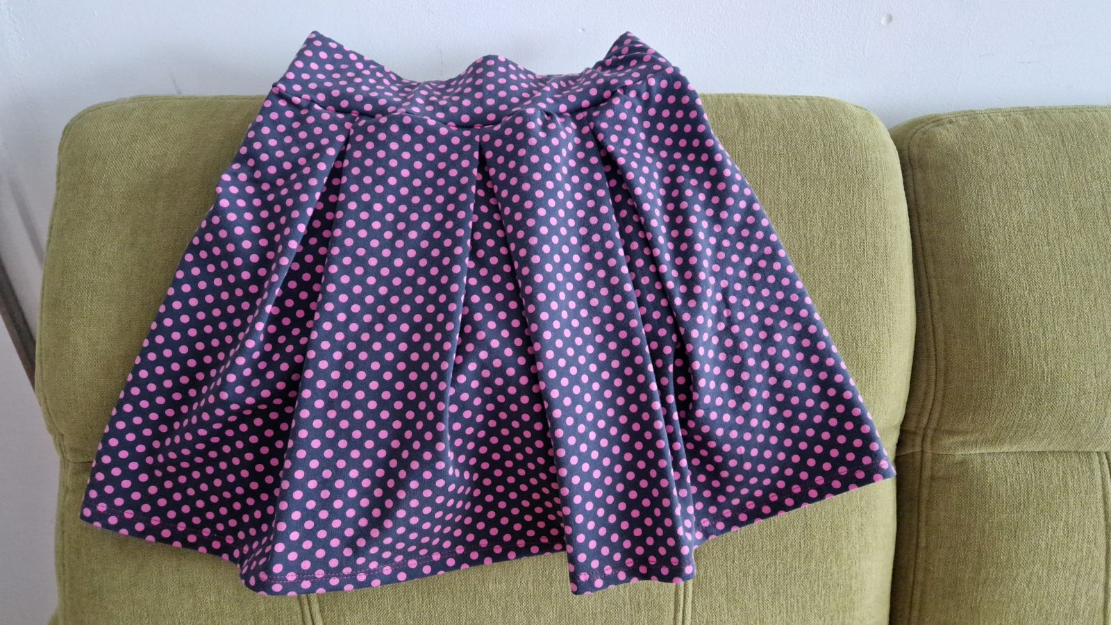 Sukňokraťasy Nicol