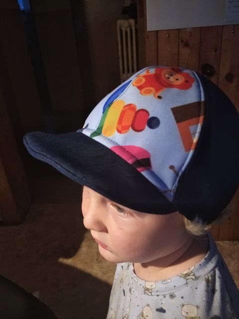 Podzimní čepice Čenda